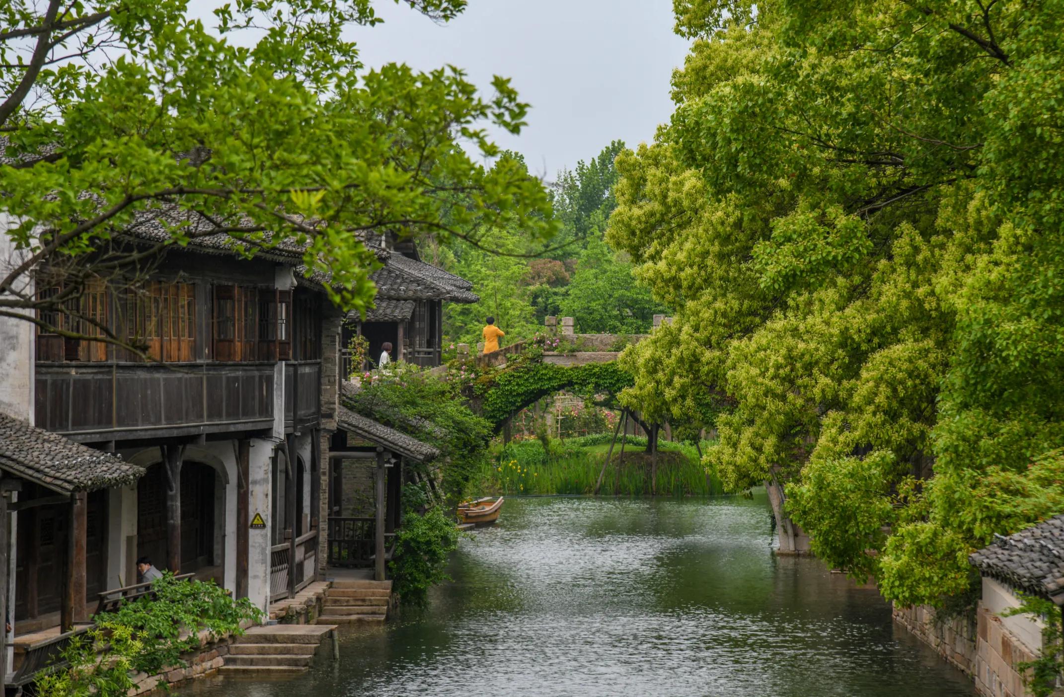 濮院古镇，时光流转中的实景魅力探索